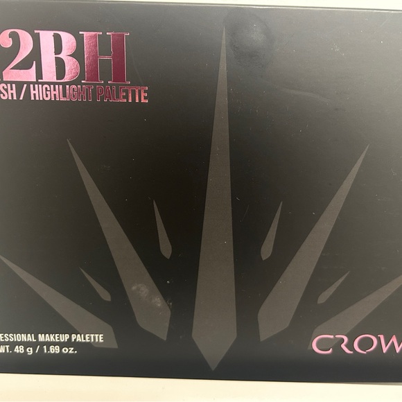 Brand New Profesional Crown Make Up - Picture 4 of 7